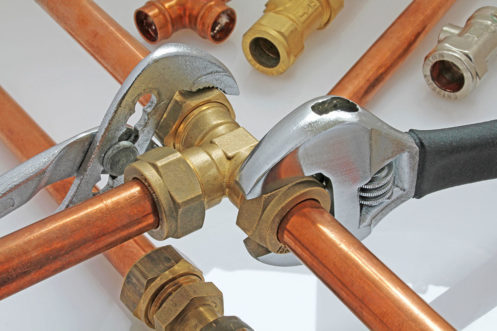 tighting of pipe from wrenches